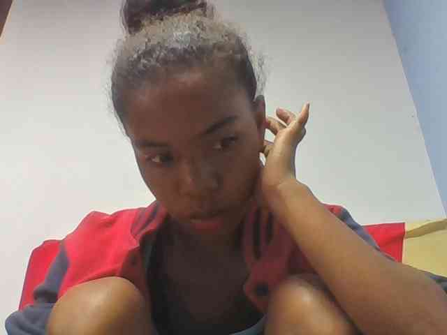 Emelie1a webcam