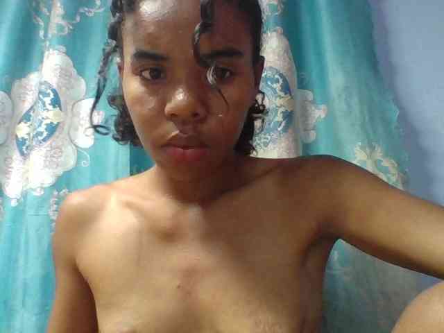 Emelie1a webcam