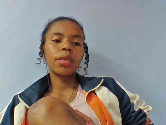 Emelie1a webcam