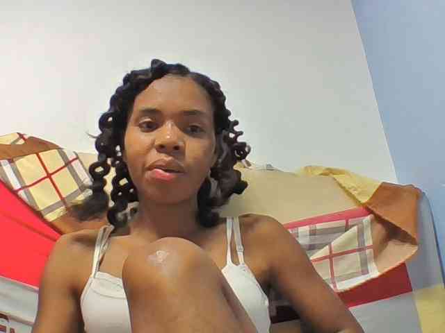 Emelie1a webcam