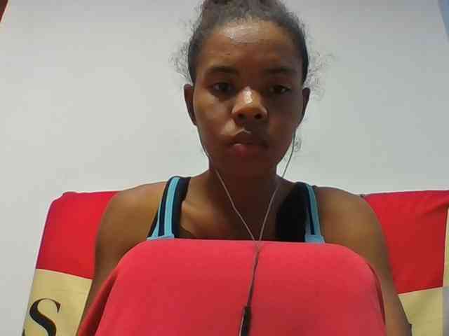 Emelie1a