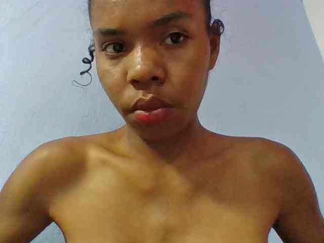 Emelie1a
