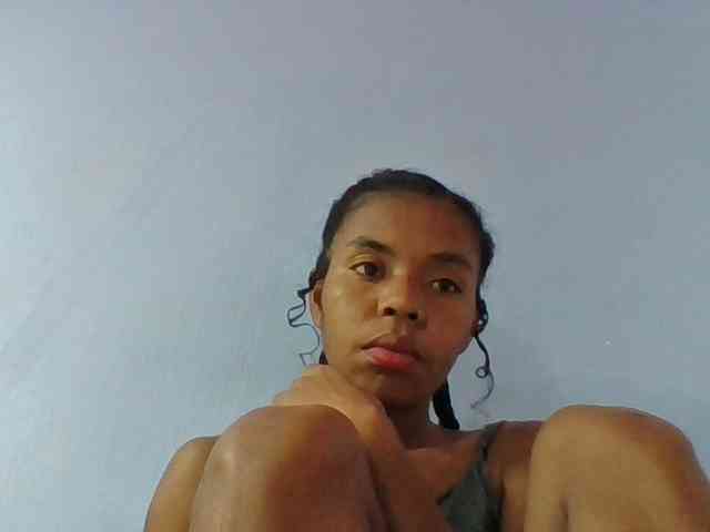 Emelie1a webcam