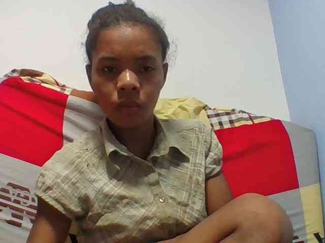 Emelie1a webcam