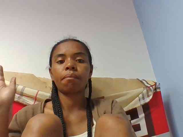 Emelie1a webcam