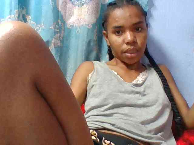 Emelie1a webcam