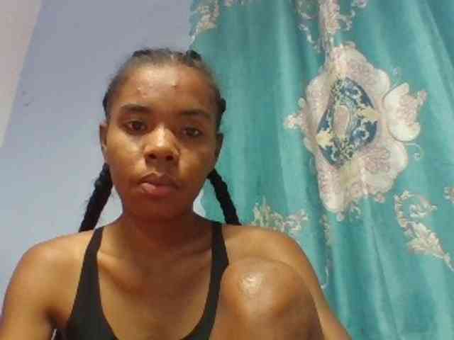 Emelie1a webcam