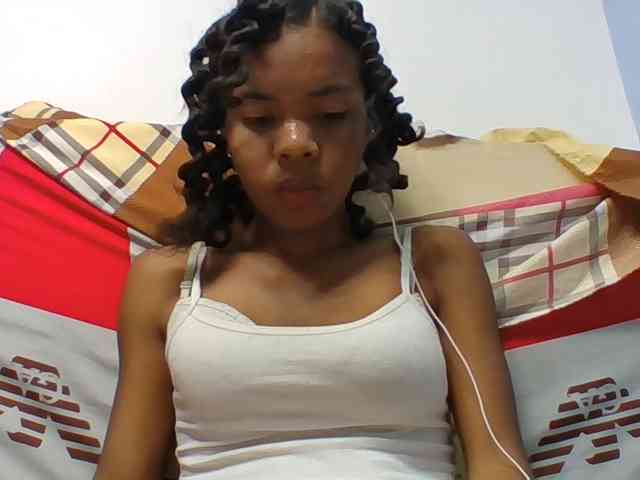 Emelie1a webcam