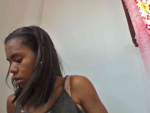 Emelie1a