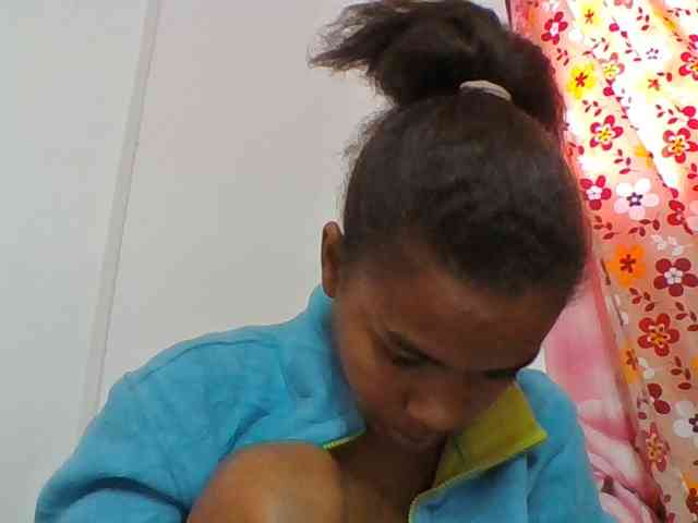 Emelie1a webcam