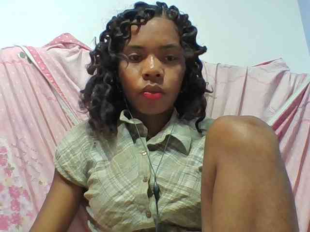 Emelie1a webcam