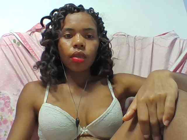 Emelie1a