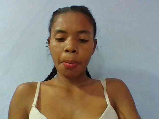 Emelie1a webcam