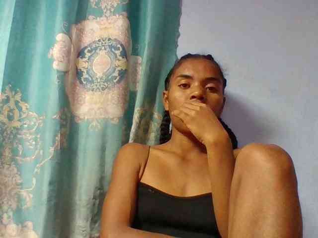 Emelie1a webcam