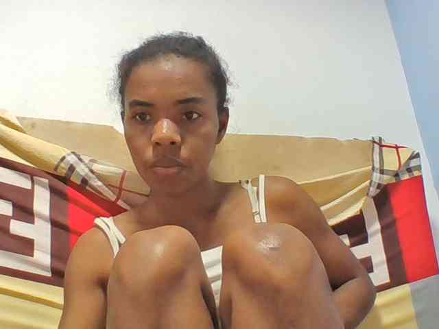 Emelie1a webcam