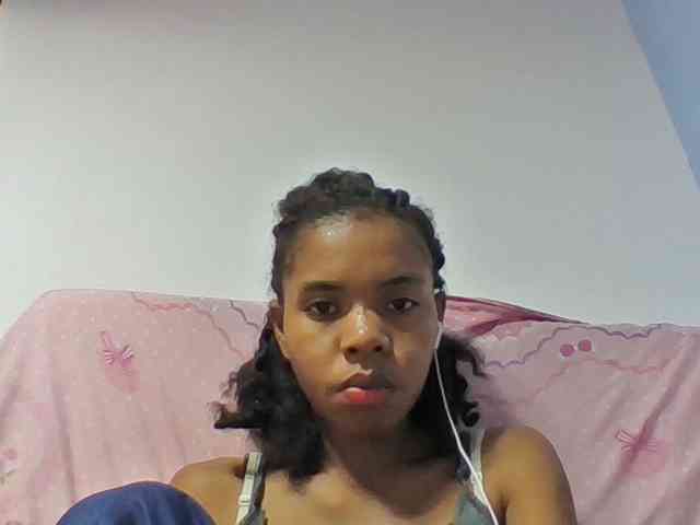 Emelie1a webcam