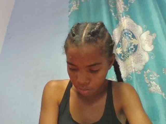 Emelie1a webcam