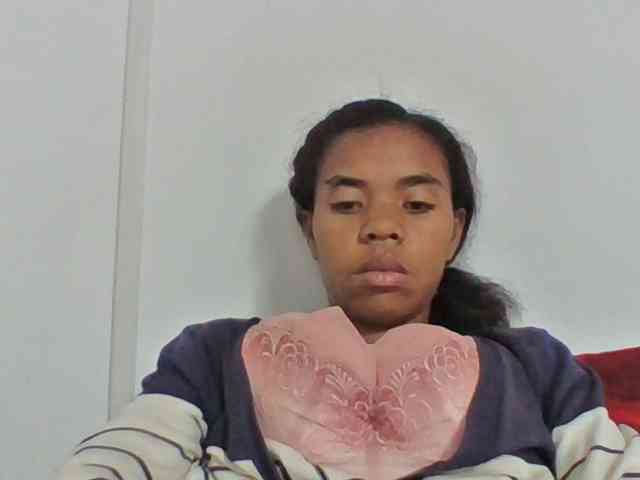 Emelie1a