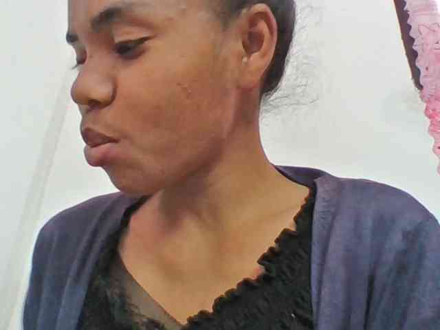Emelie1a