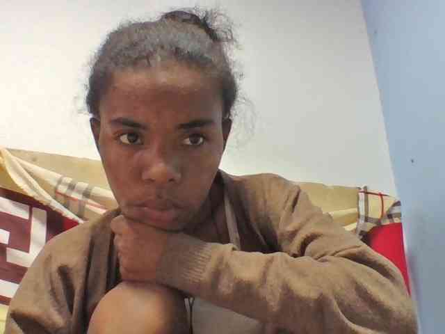 Emelie1a webcam