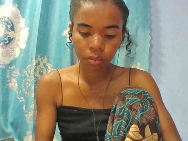 Emelie1a webcam