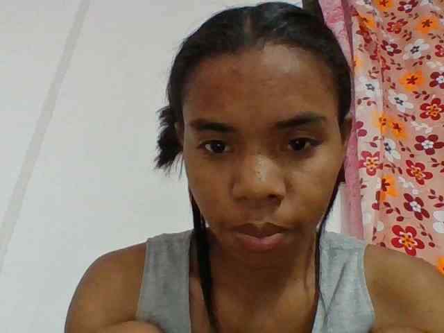 Modelo: Emelie1a