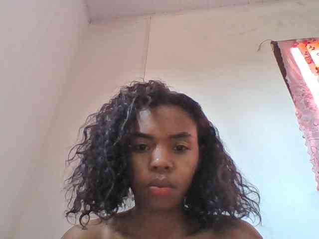 Emelie1a