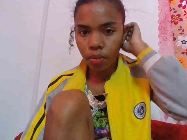 Emelie1a