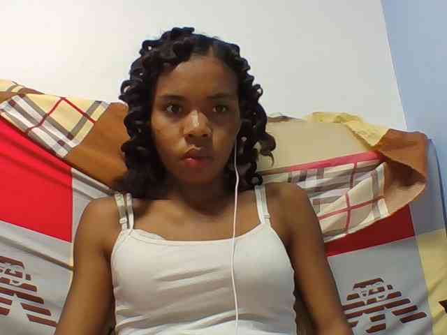 Emelie1a webcam