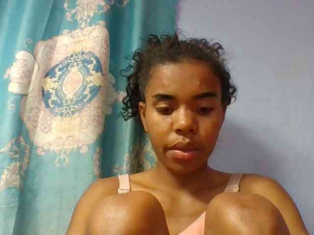 Emelie1a webcam