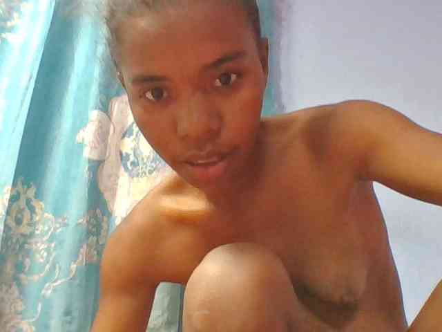 Emelie1a webcam