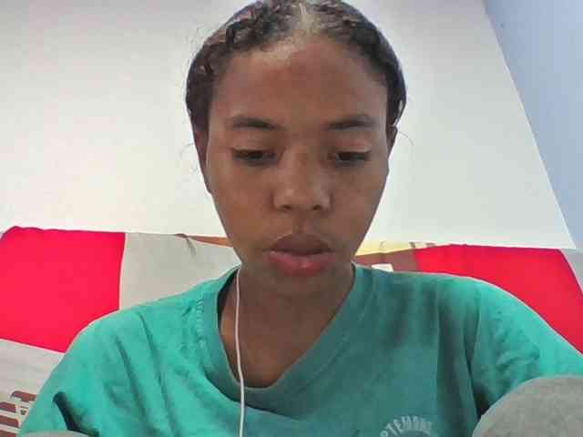 Emelie1a webcam