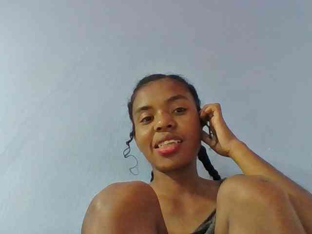 Emelie1a webcam
