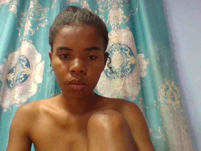 Emelie1a