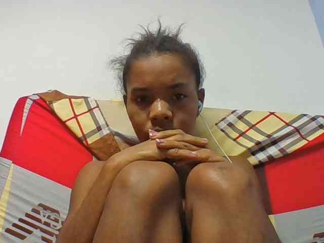 Emelie1a webcam