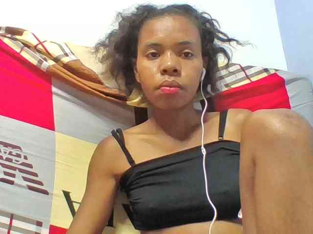 Emelie1a webcam