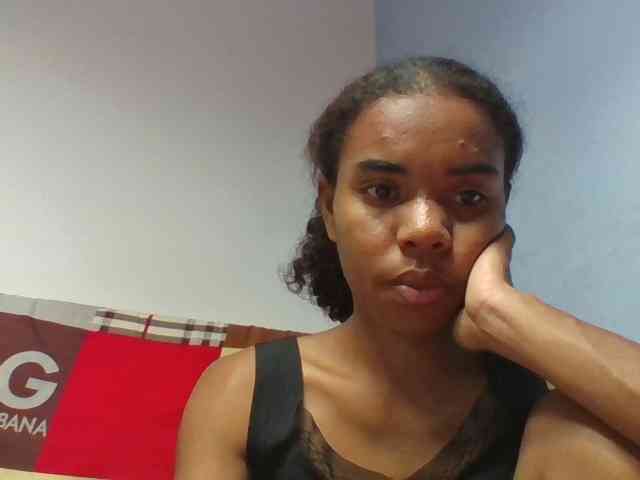 Emelie1a webcam