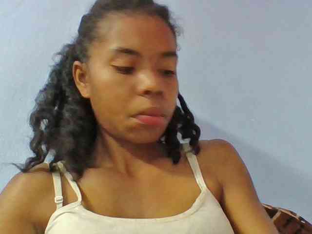 Emelie1a webcam