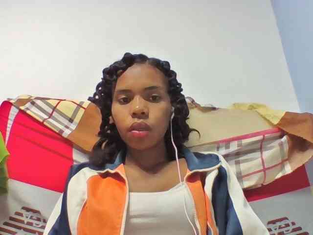 Emelie1a