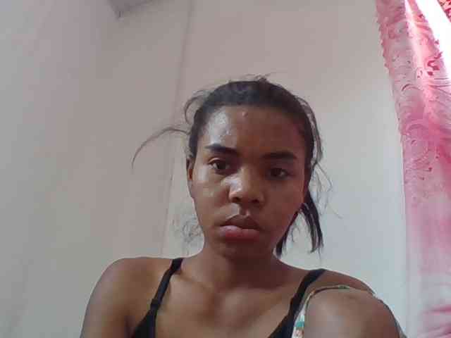 Emelie1a