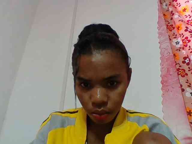 Emelie1a