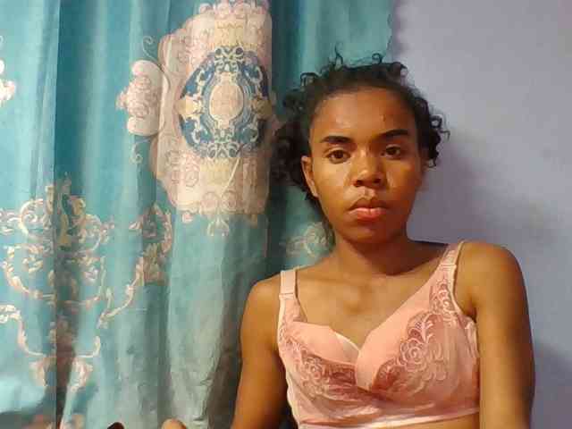 Emelie1a webcam