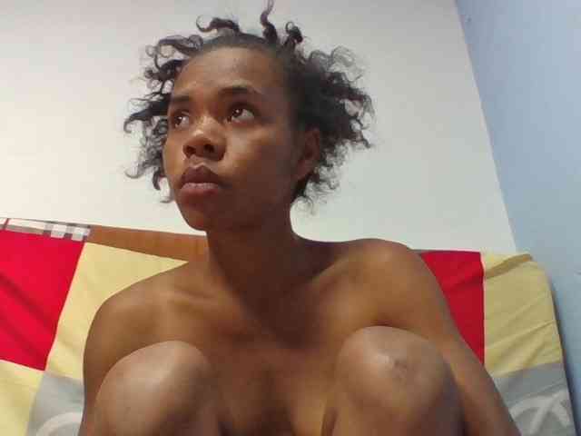 Emelie1a webcam