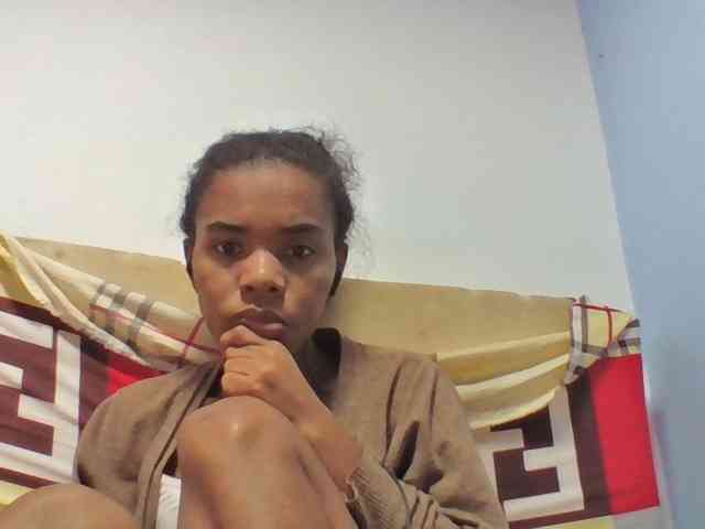 Emelie1a webcam