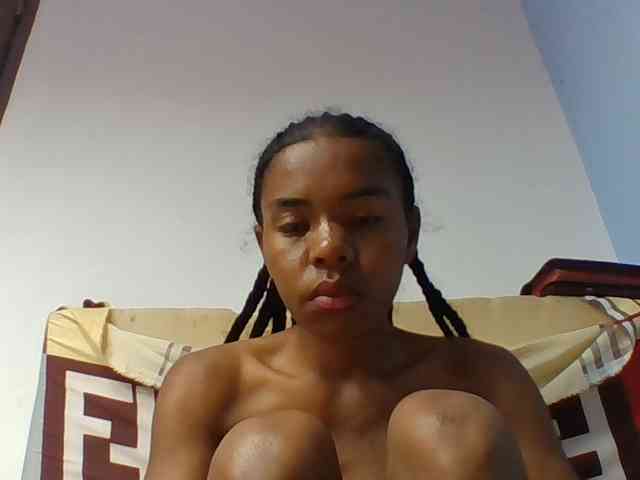 Emelie1a webcam