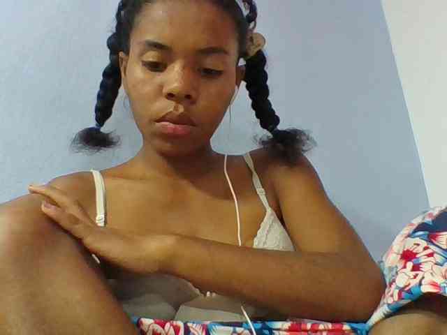 Emelie1a webcam