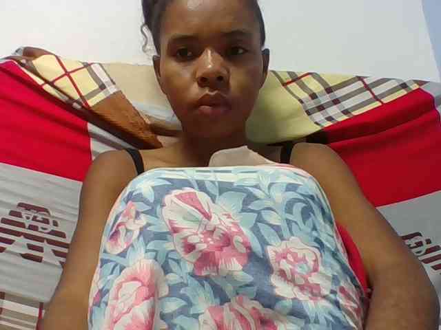 Emelie1a