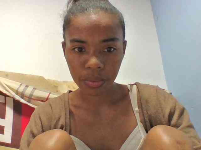 Emelie1a webcam