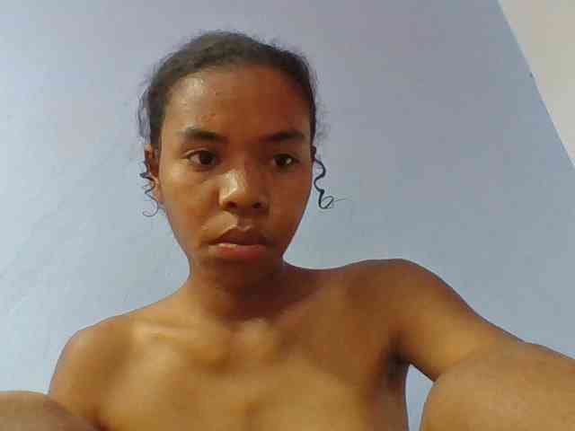 Emelie1a webcam