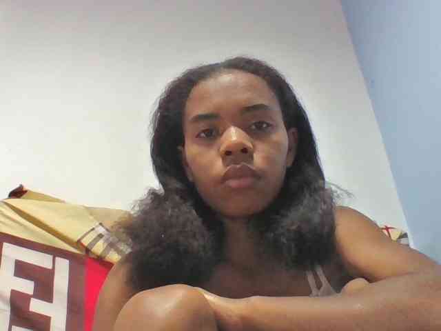 Emelie1a webcam